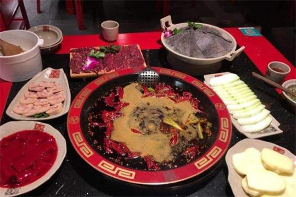 好食寨火锅