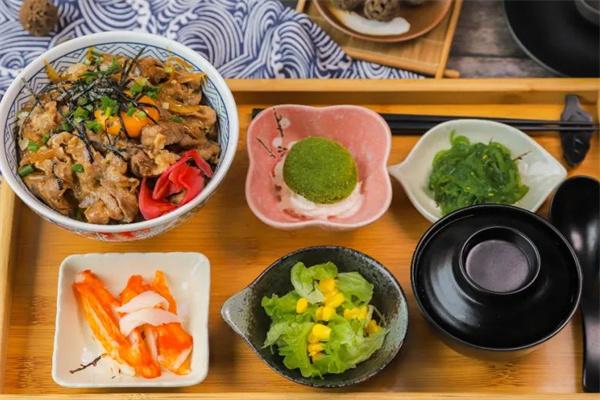 丼岛日式照烧饭