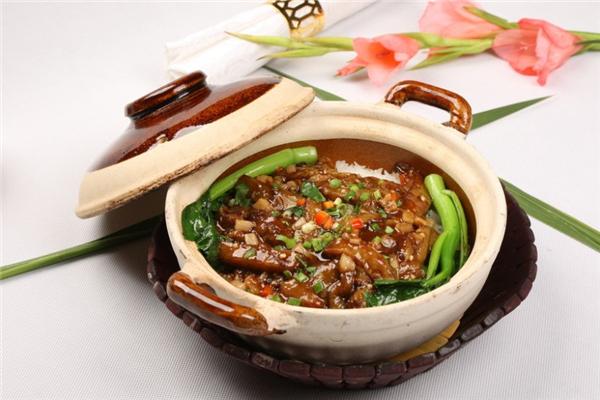 筷子味道煲仔饭加盟