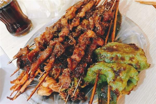 胡记牌楼炸串加盟