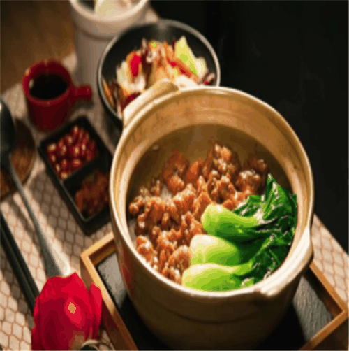 闻来香煲仔饭加盟