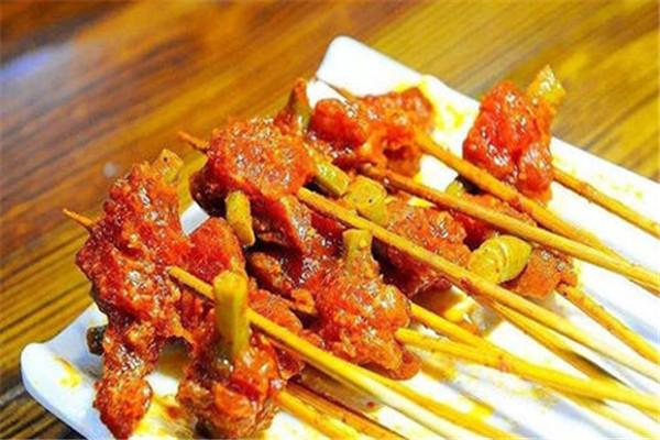渝老练串串香加盟