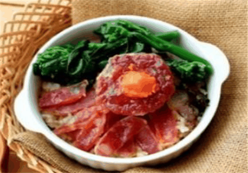 小厨子煲仔饭加盟