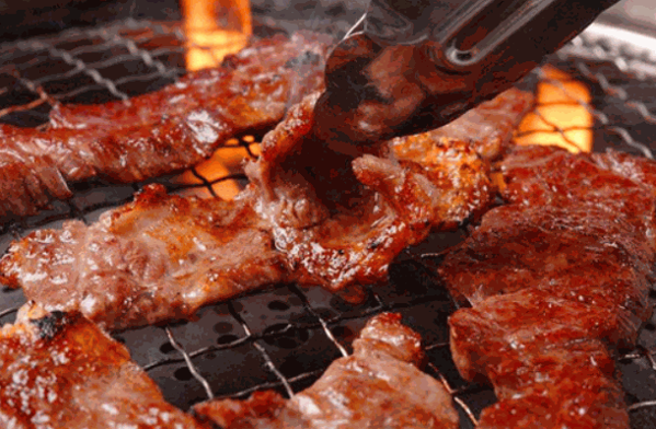 小俩口烤肉