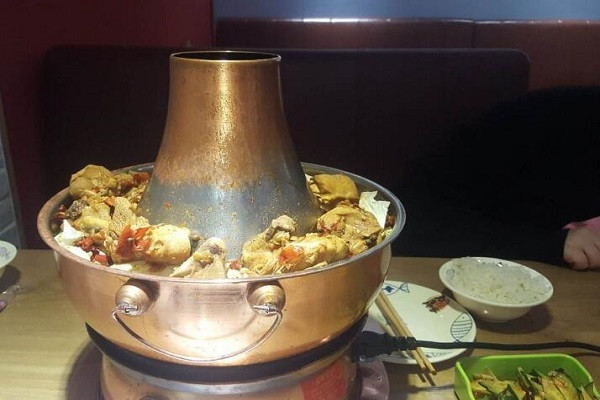 吃鸡忙火锅鸡加盟