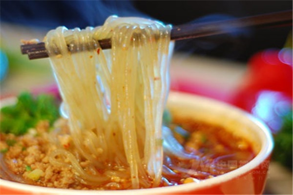 传奇酸辣粉加盟