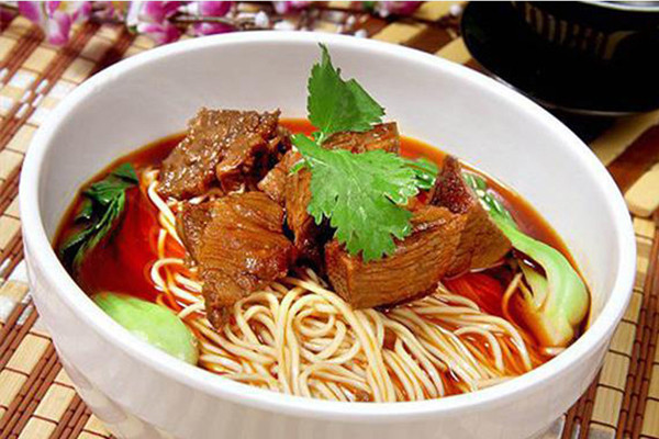马安军辣子牛肉面加盟