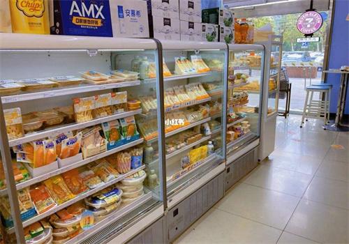 星期七便利店
