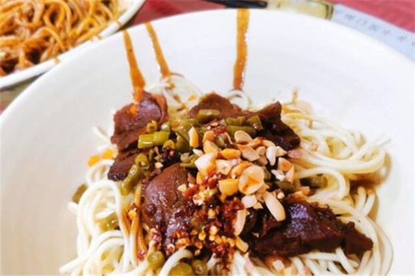 料子李热干面加盟