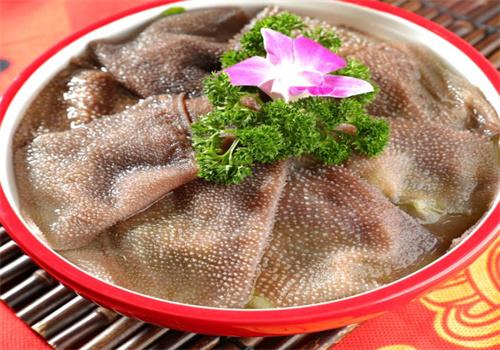 九格红火锅