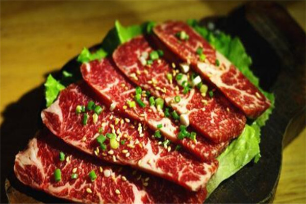 和牛村日式烤肉加盟