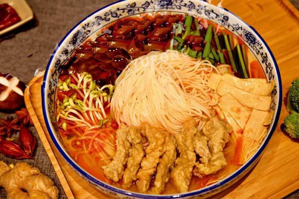江南三月上海米线