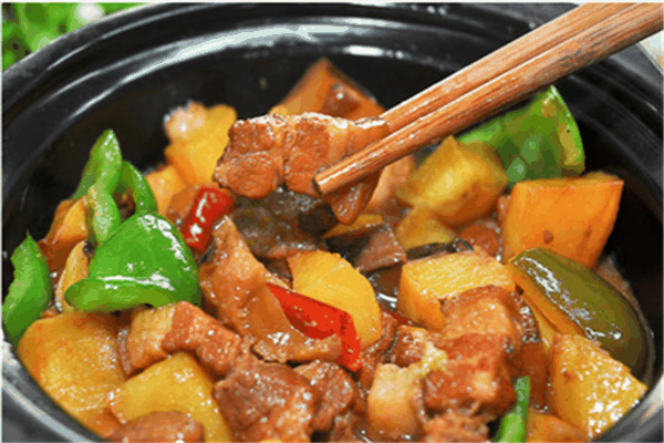 泉心味黄焖鸡加盟