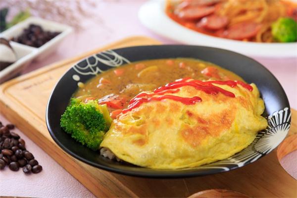 久久咖喱蛋包饭加盟