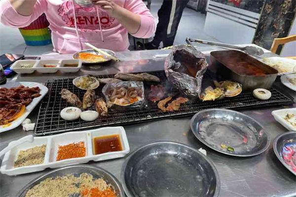 路边烤牛肉