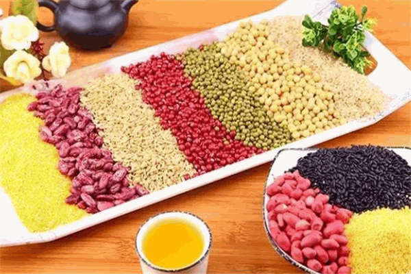 绿色磨坊茶饮加盟