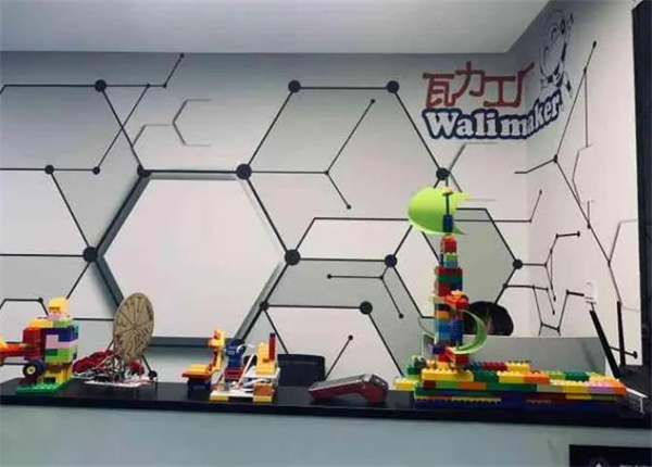 瓦力工厂机器人教育
