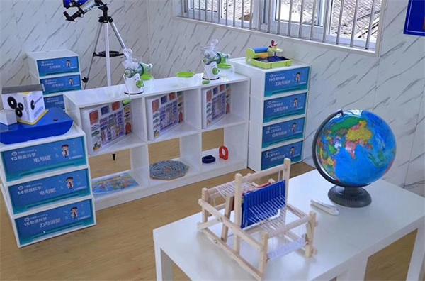 大眼睛幼儿科学发现室
