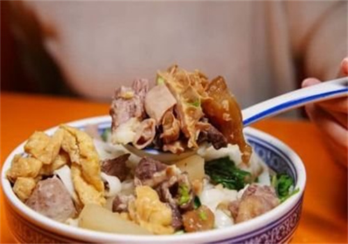 剪一碗牛杂