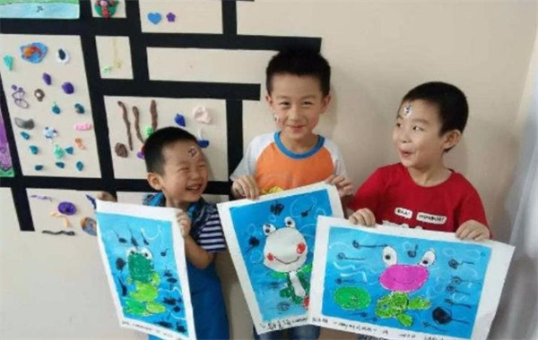 启笛幼儿美术