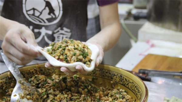 犁大爷粑粑粥铺
