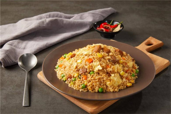 摩饭青年