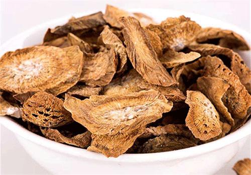 绿色呼吸牛蒡茶