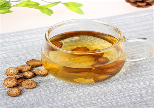 绿色呼吸牛蒡茶