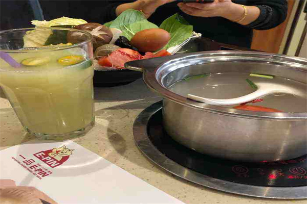 一品铁板小火锅加盟