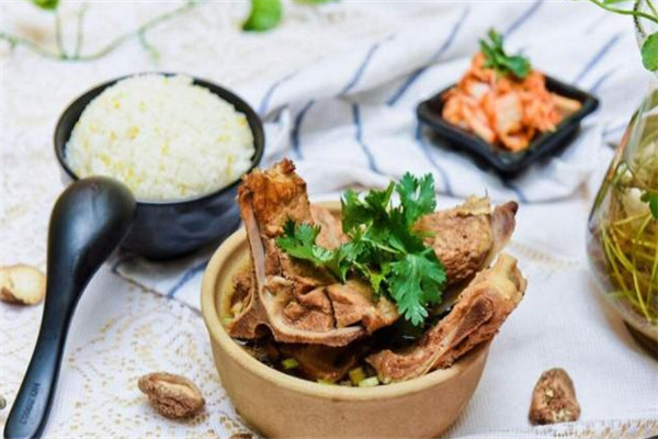 犟师傅排骨饭加盟