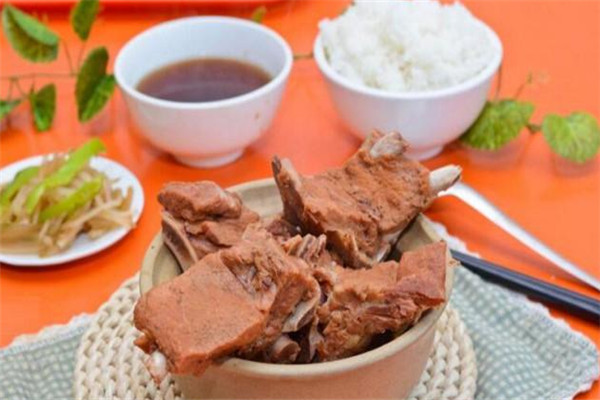 犟师傅排骨饭加盟