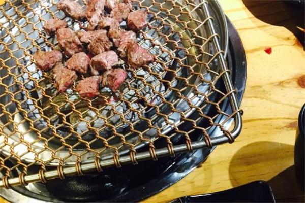 小泥炉炭火烤肉