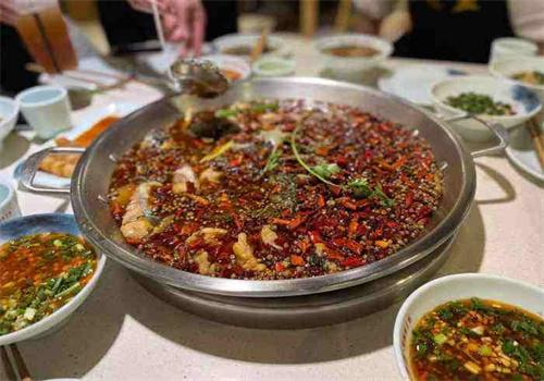 小称盘肥肠爱上鱼