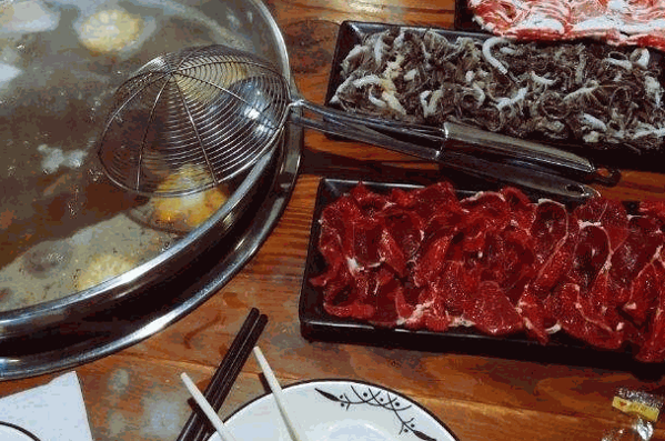 乡村草黄牛火锅