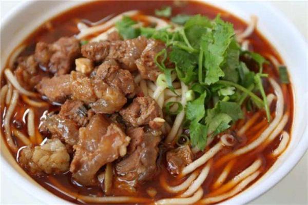 骨汤倾城饸烙面