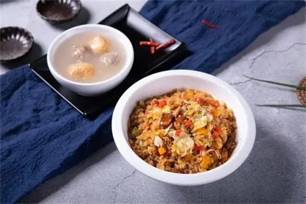 拌上瘾牛油拌饭加盟