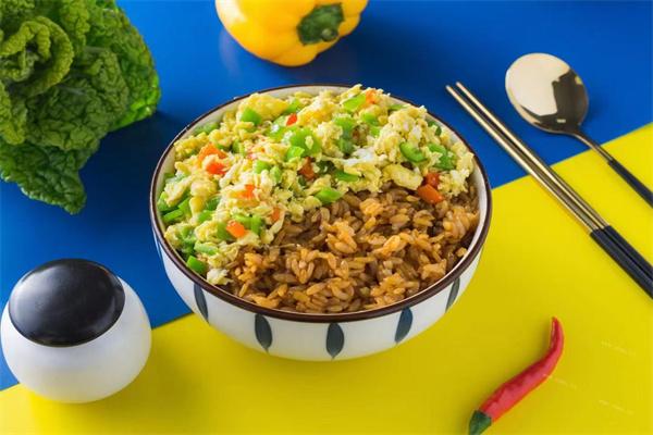 拌上瘾牛油拌饭加盟