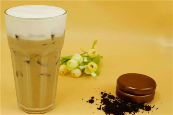 宋小芊奶茶