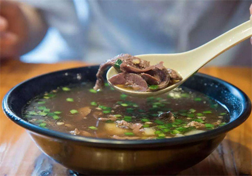 老厨子传承牛杂面