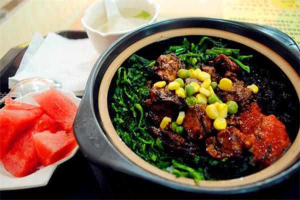 老妈煲仔饭