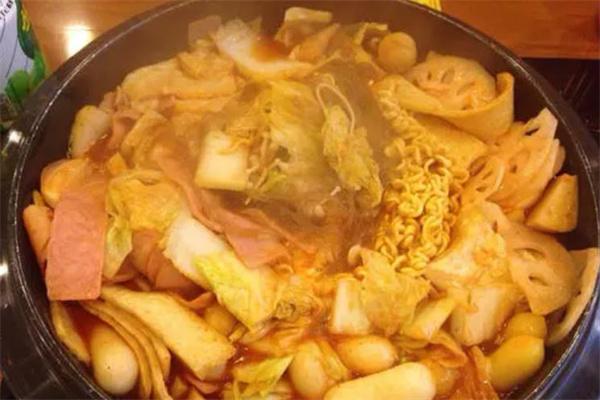 客美芝韩国年糕火锅店