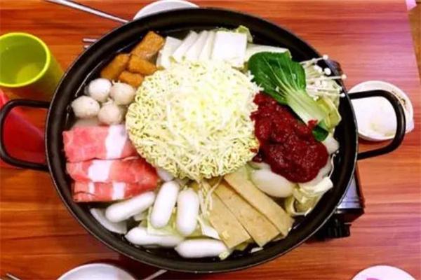 客美芝韩国年糕火锅店
