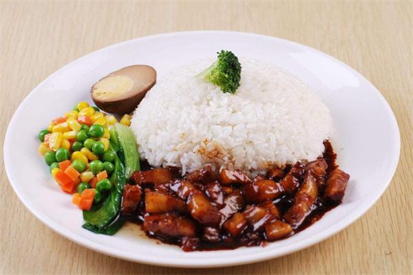 阿耕师台湾卤肉饭快餐