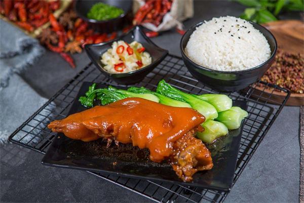 春哥猪蹄饭加盟