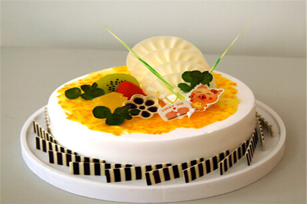萨能生日蛋糕