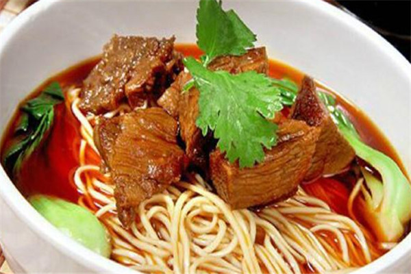 占龙牛肉拉面