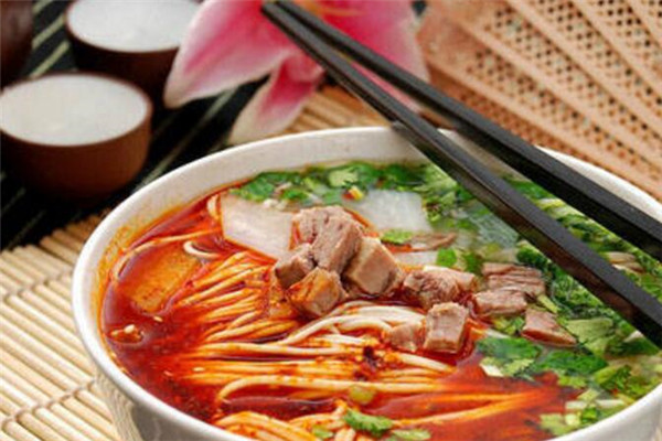 占龙牛肉拉面