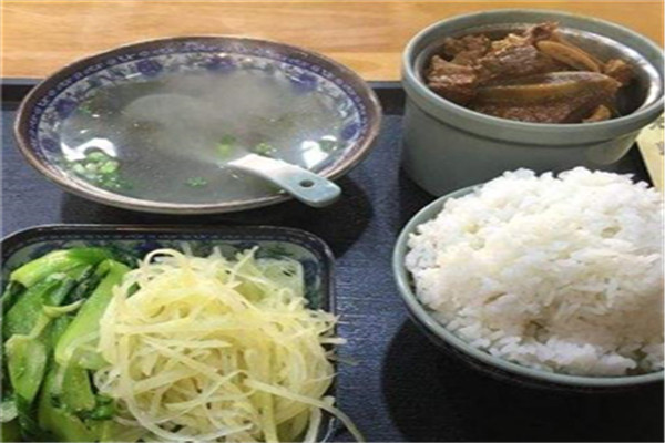 老羊家牛排饭