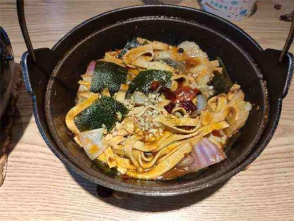 新龙记鸡公煲