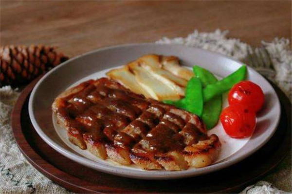 老羊家牛排饭
